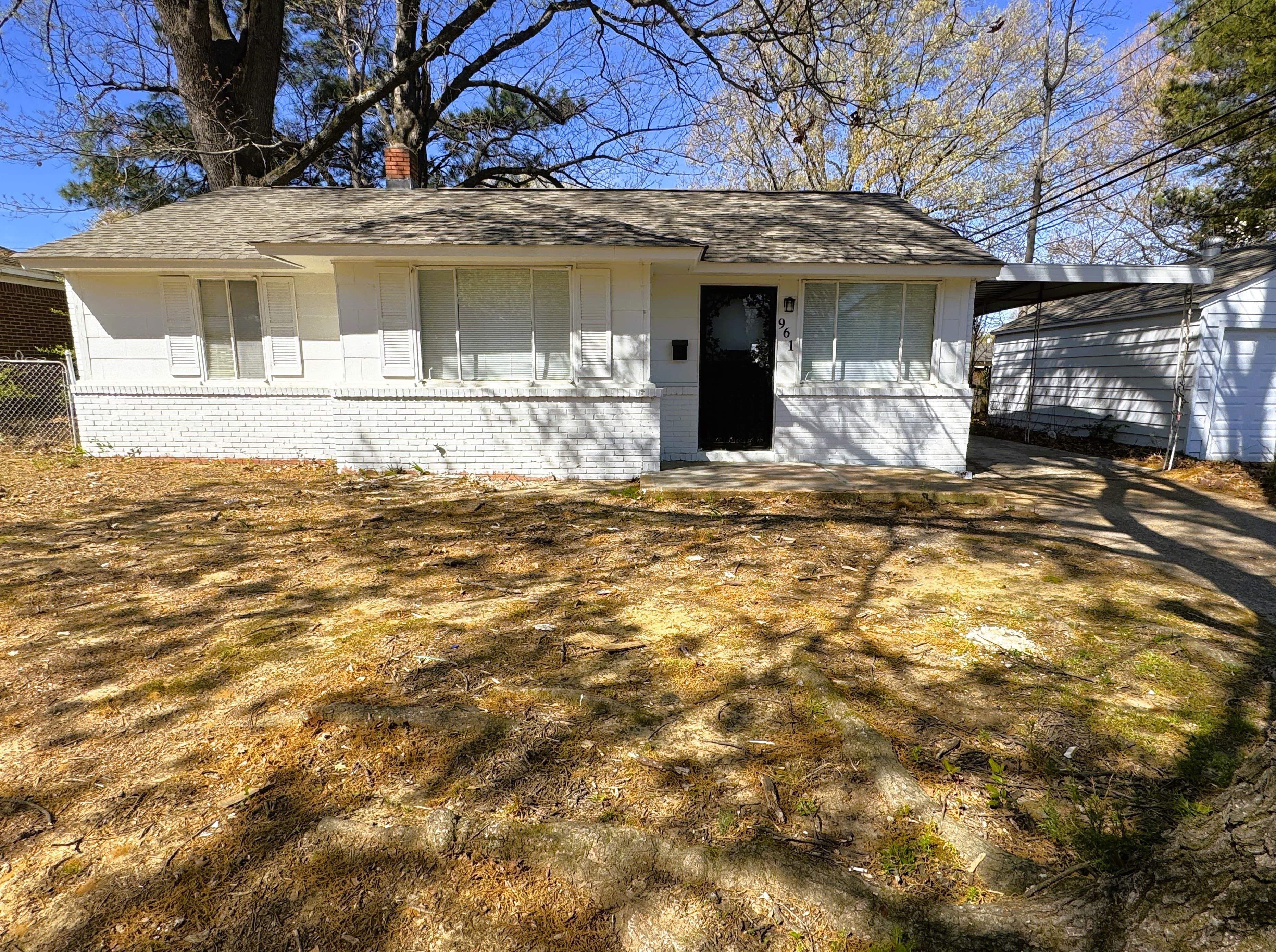 961 N Perkins Rd, Memphis, TN 38122 | Casa de 3 Habitaciones y 1 Baño en Venta en Memphis
