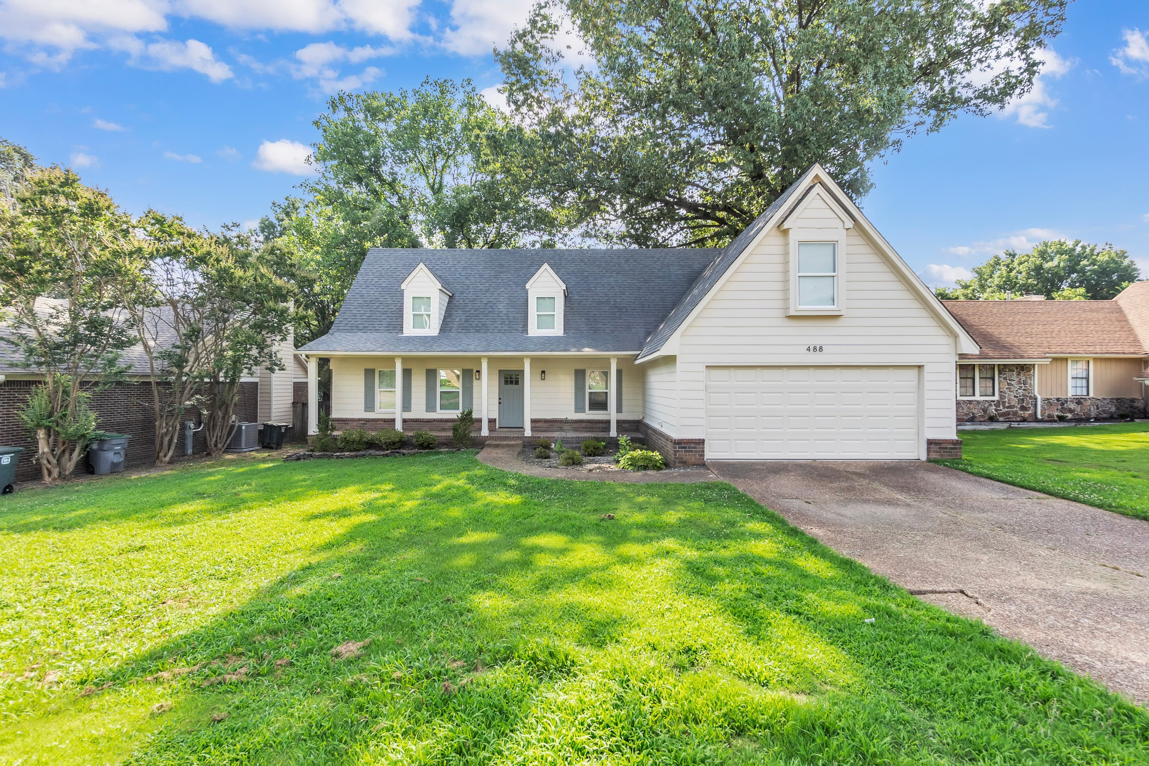 488 West Regis Place