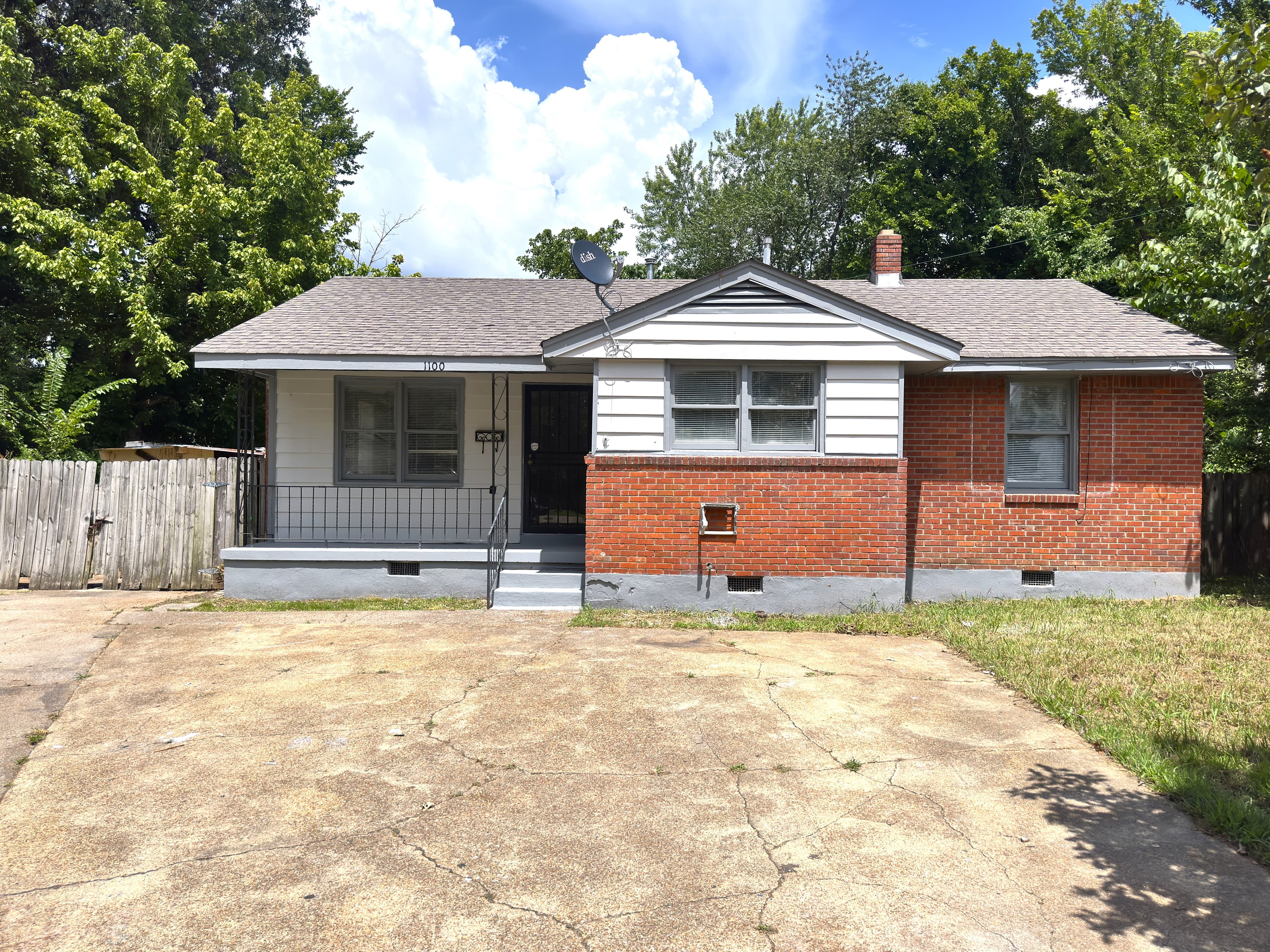 1100 Danita Cove